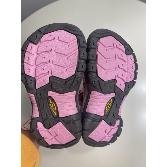 NWOT Keen Newport H2 Sandals Kid's Pink Size US 10 Waterproof Outdoor Hiking - Picture 6 of 7